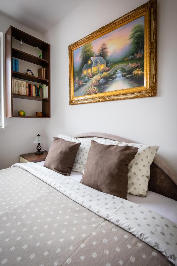 Crystal Apartment Subotica Bagian luar foto