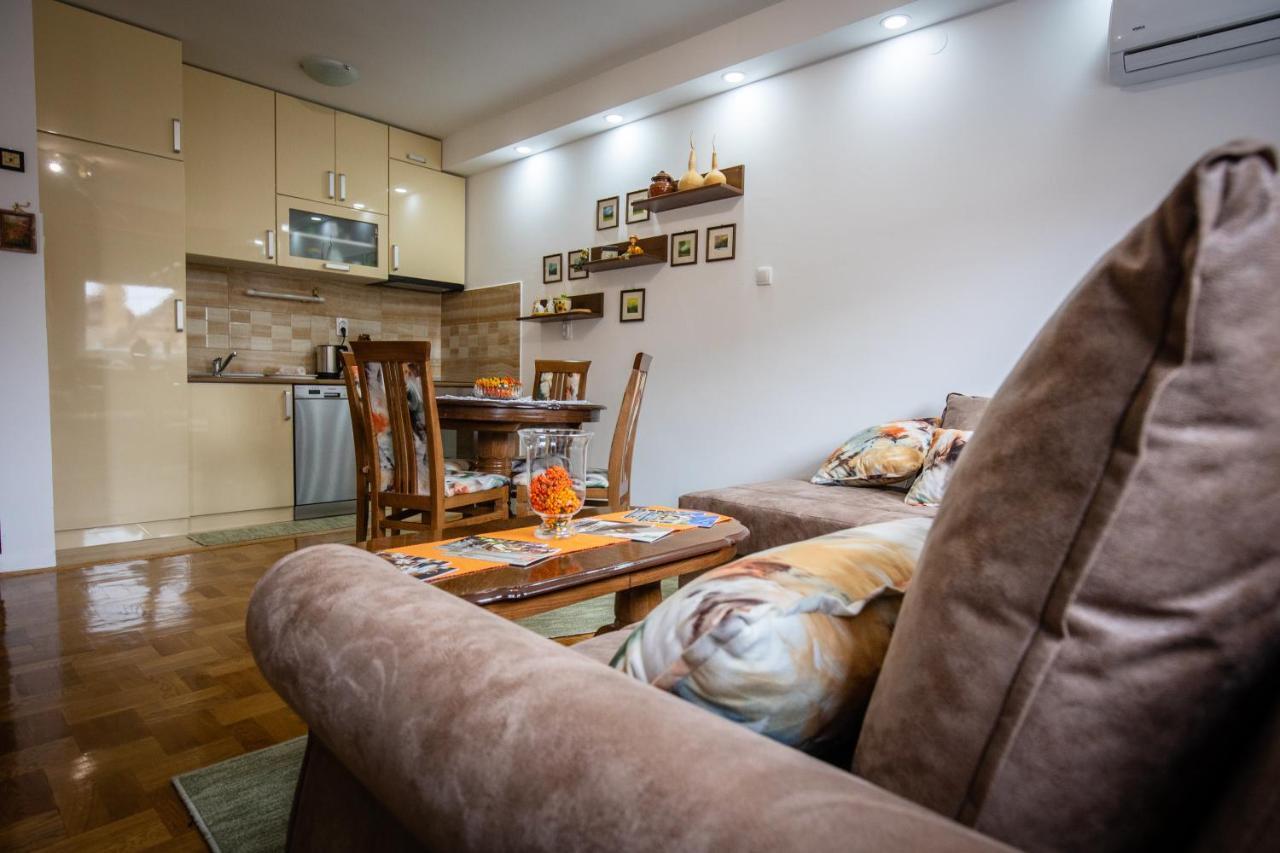 Crystal Apartment Subotica Bagian luar foto