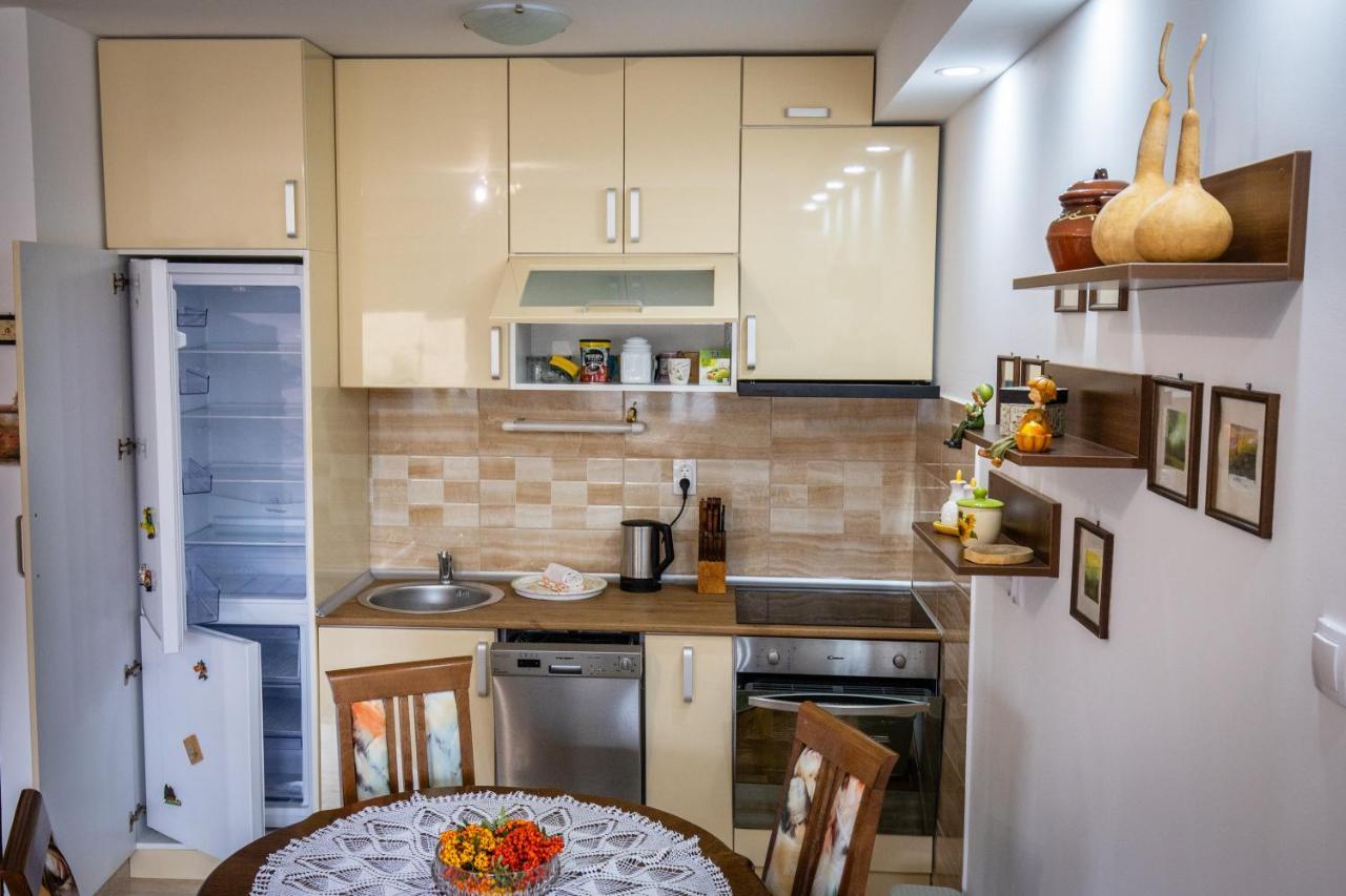 Crystal Apartment Subotica Bagian luar foto