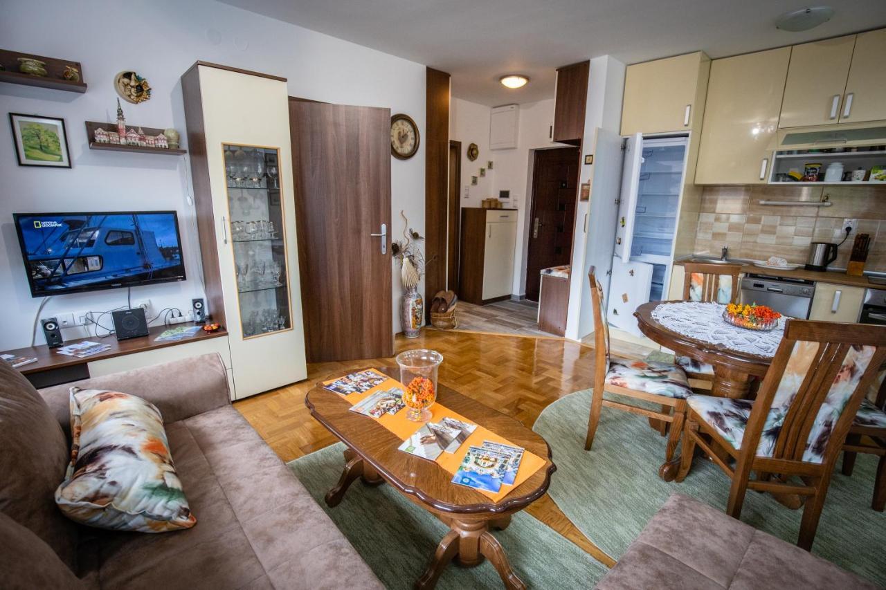 Crystal Apartment Subotica Bagian luar foto