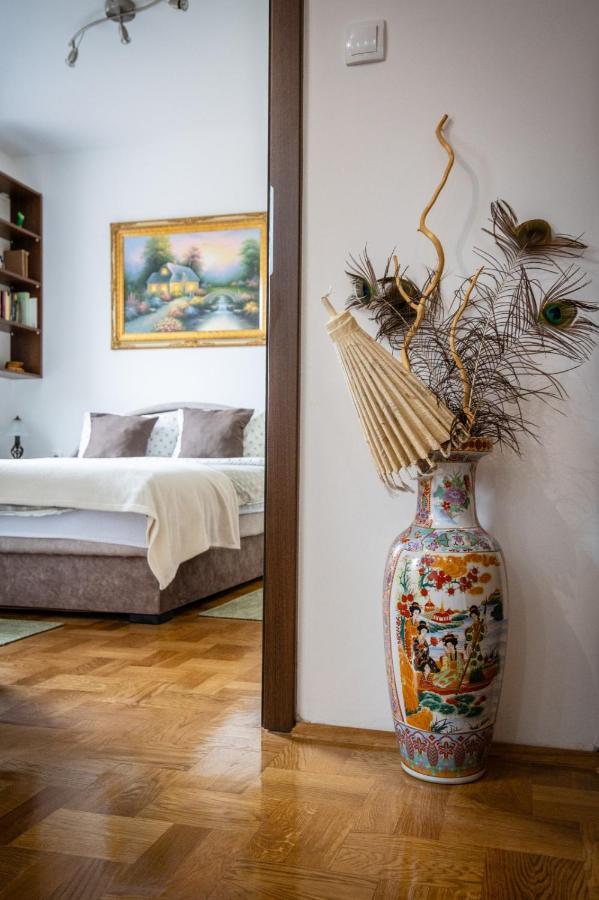 Crystal Apartment Subotica Bagian luar foto